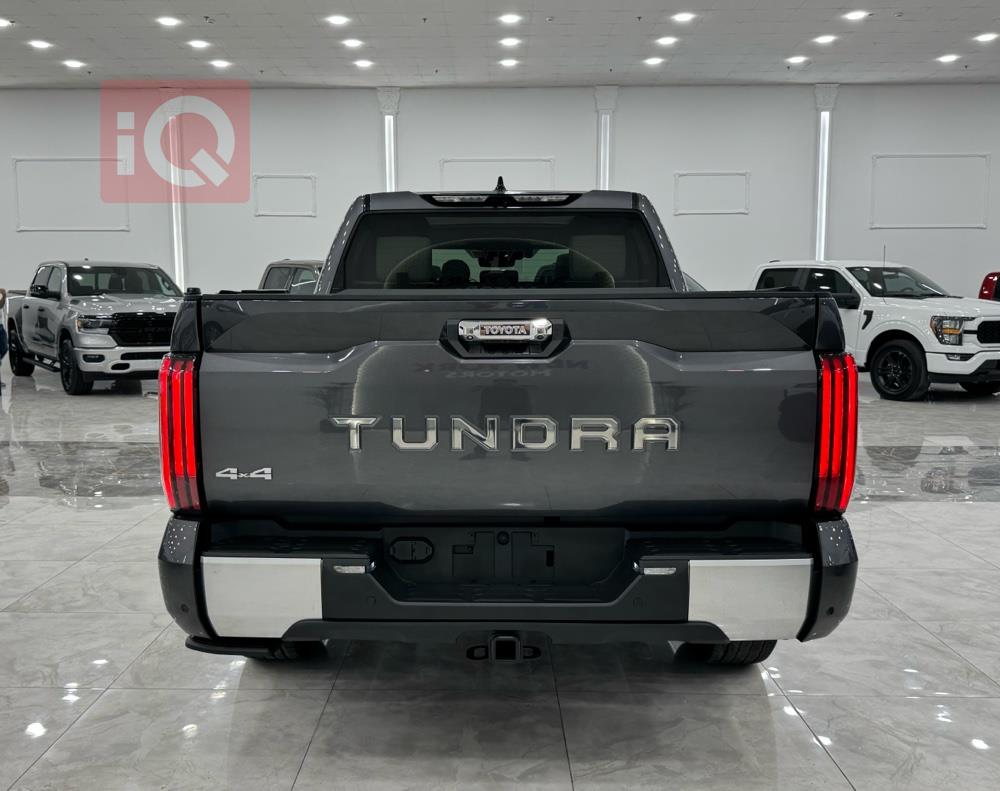 Toyota Tundra
